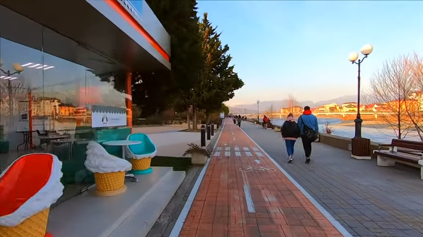 адлер