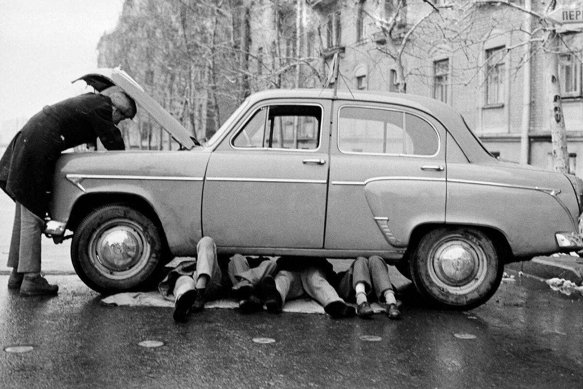 Фотограф Юрий Абрамочкин 1962 год. Листайте, пользуясь стрелочкой справа