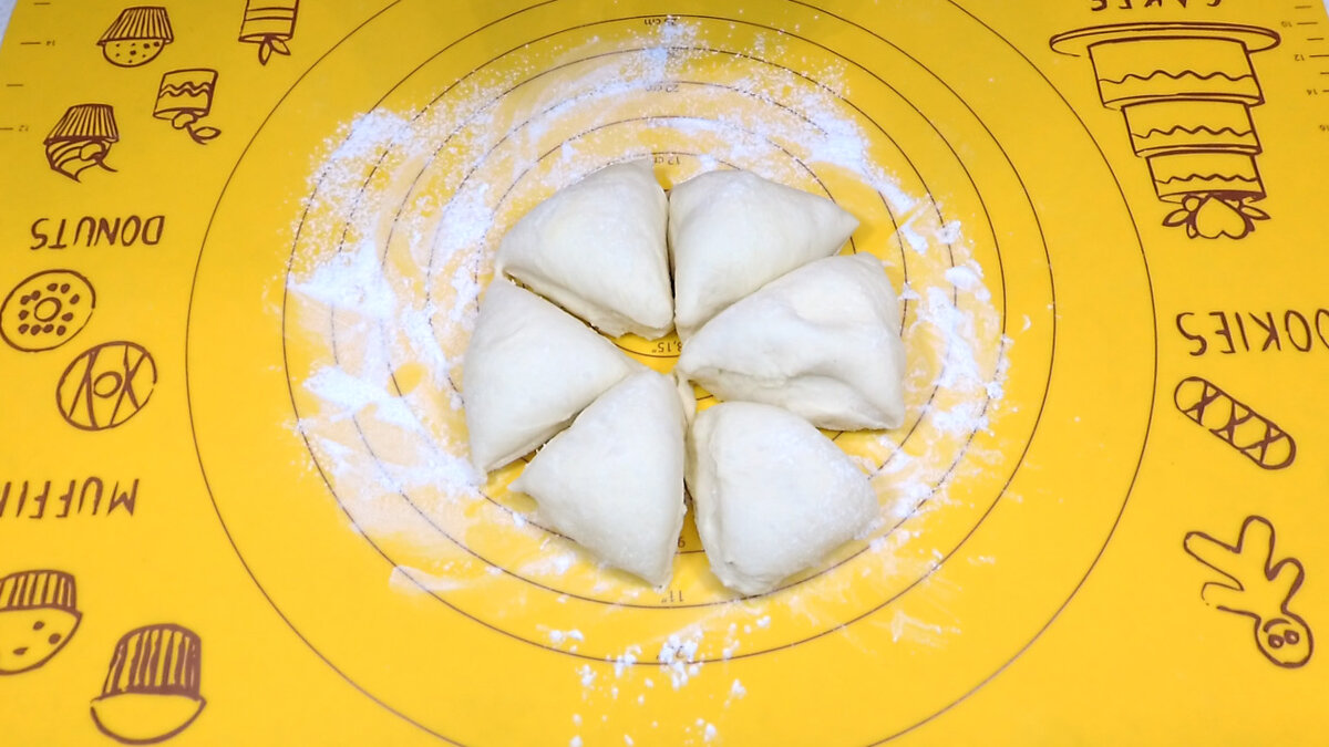 Сосиски в тесте в духовке: пошаговые рецепты с фото для легкого приготовления
