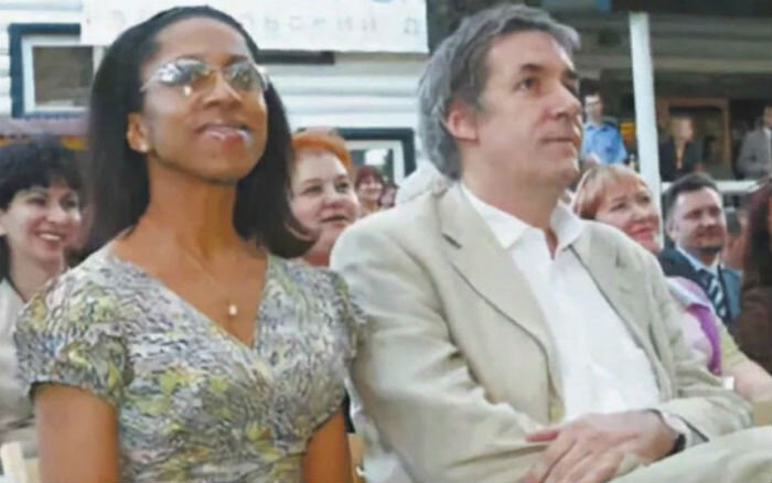 Елена Ханга с мужем