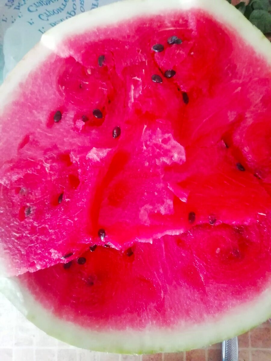 Как думаете есть в этом арбузе нитраты?