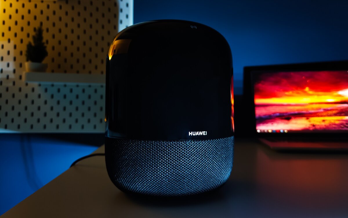 Huawei Sound очень громкая для своих размеров