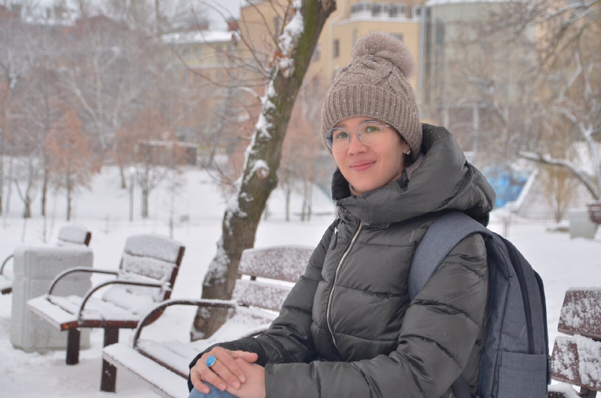 Мне кажется, что время замирает в этот момент. Секунды становятся минутами, минуты часами, а часы днями... 
