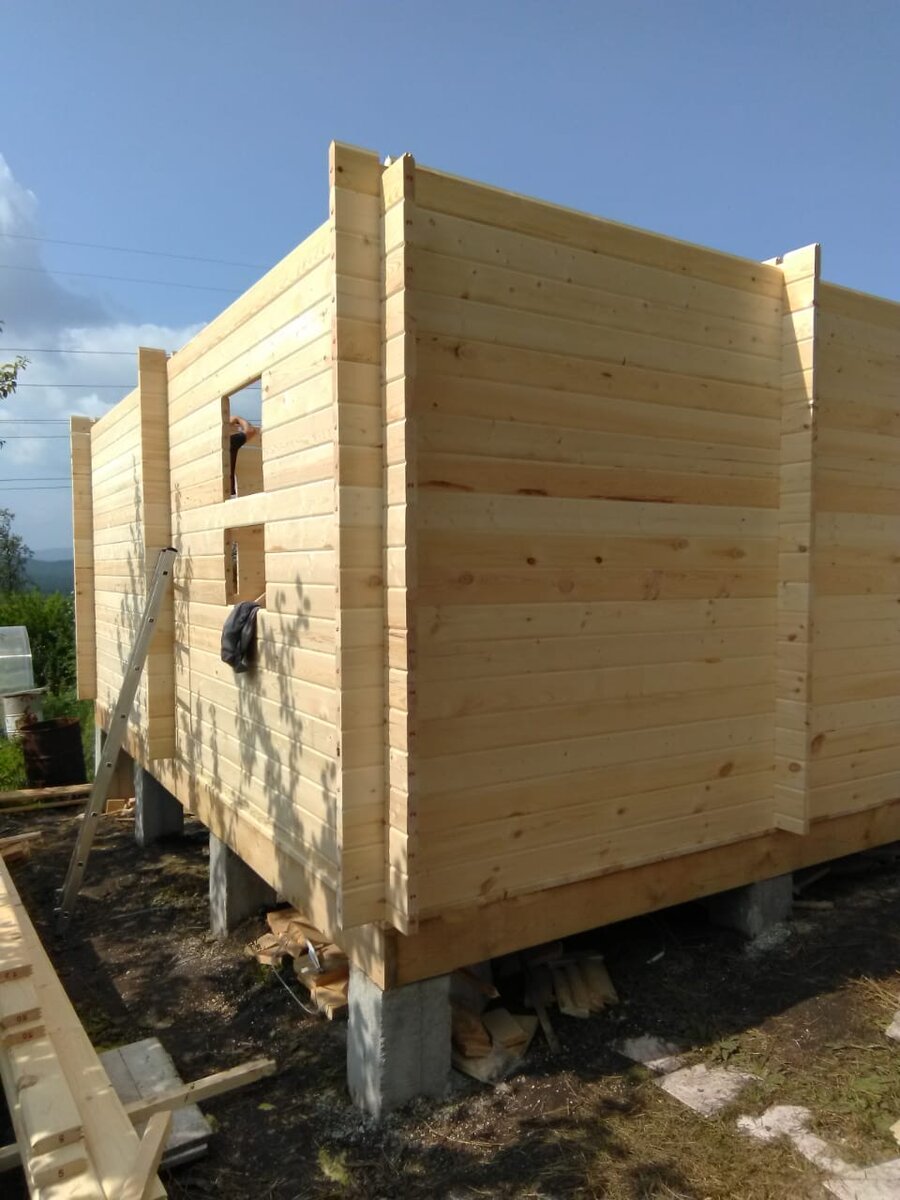 монтаж стен дачи из мини бруса 42х142мм