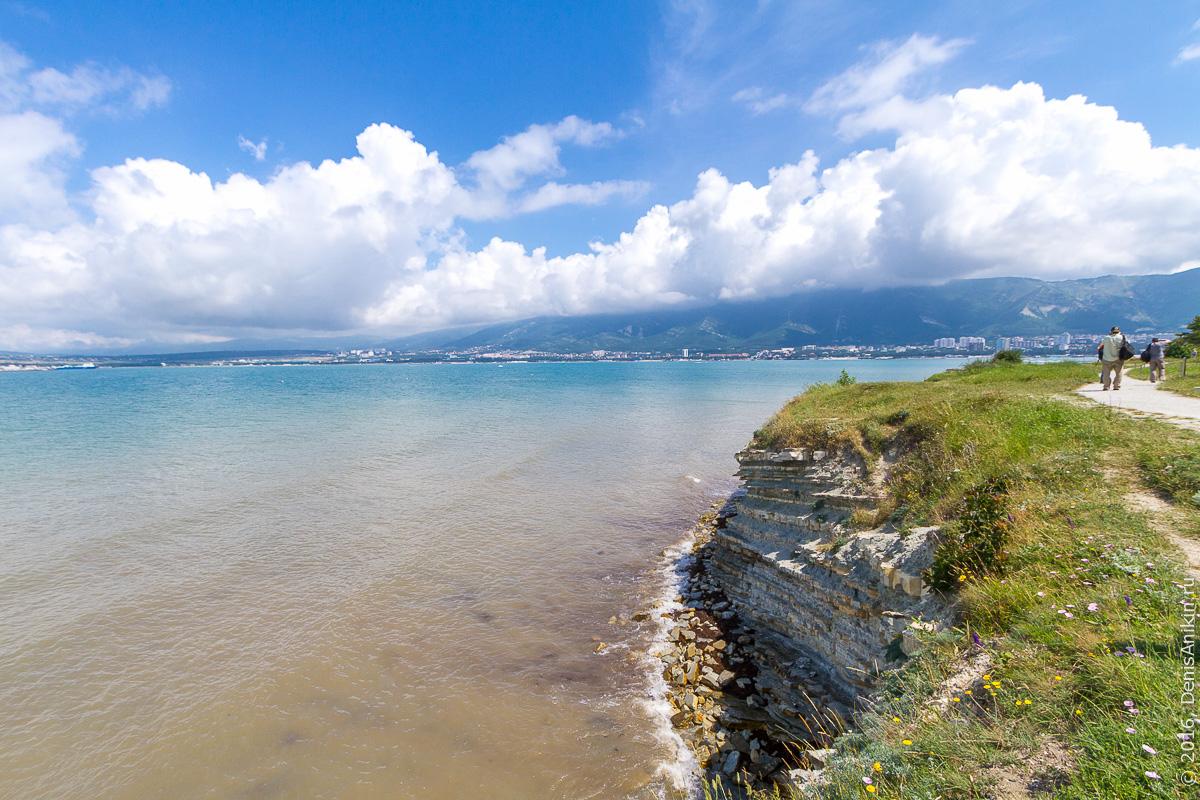 сайт море геленджика