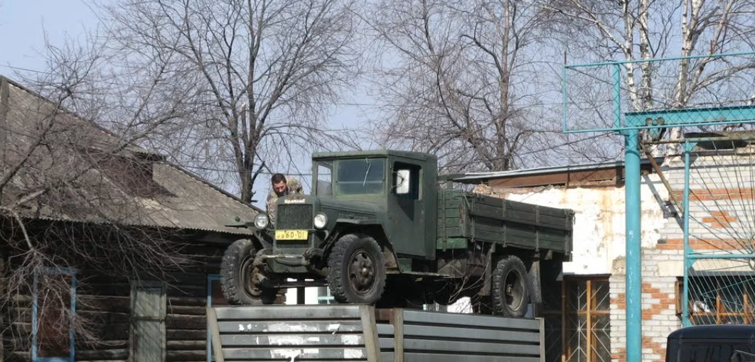 wikimapia.org. Фото с Яндекса. Автобаза.