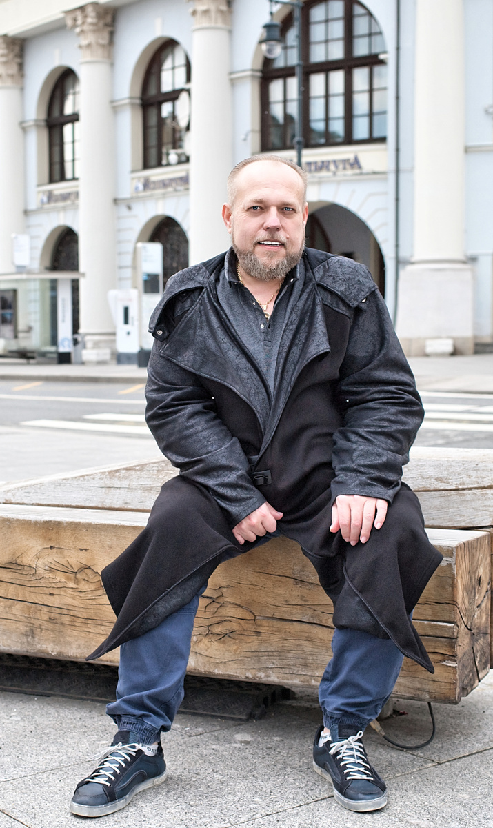 (© Copyright: Святослав Моисеенко, 2022. «Откровенные диалоги». Свидетельство о публикации №222020600718)