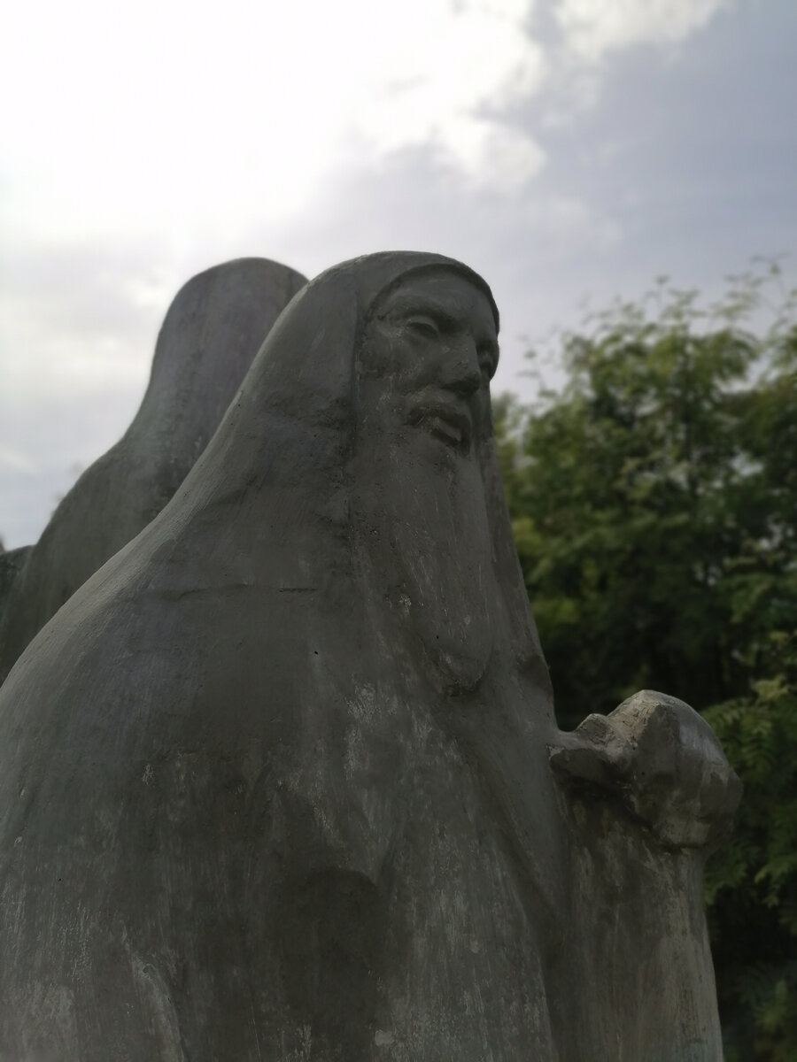 Бабай получился прям настоящий, как будто вышёл из глубины веков. 