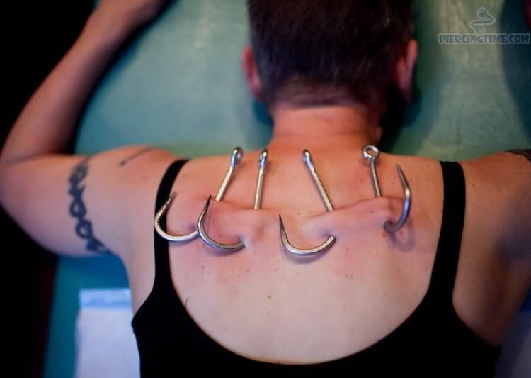 Кто кого поймал?/URL:https://5shopai.site/products.aspx?cname=hook+piercing&cid=27