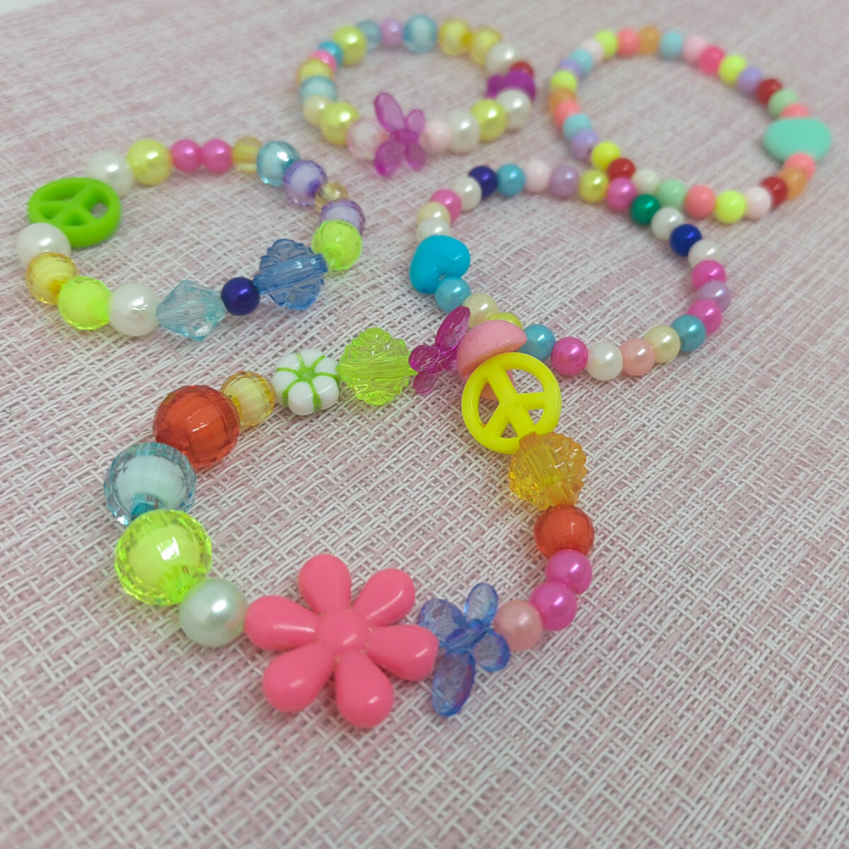 Первые фенечки