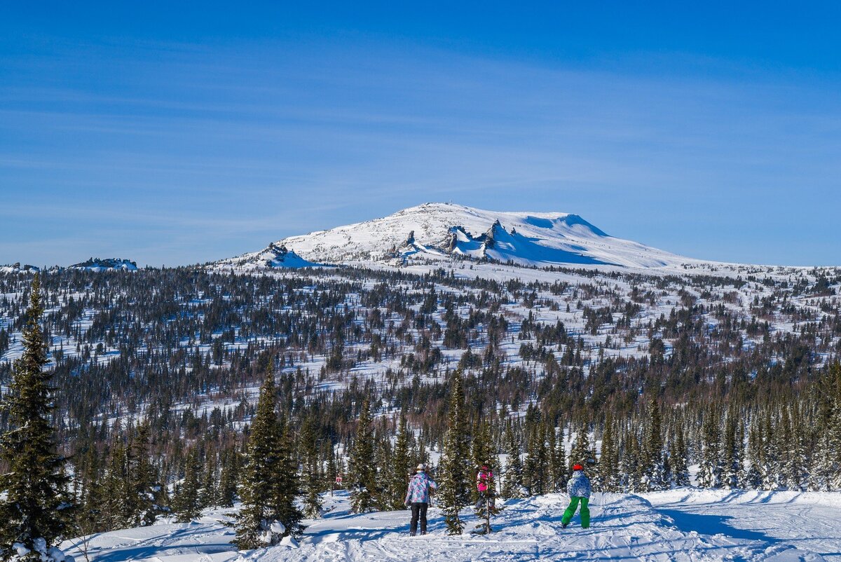 Алтай горнолыжный курорт шерегеш. Туристический комплекс шерегеш. Гора шерегеш горнолыжный курорт. Шерегеш это. Шерегеш горы горнолыжка.