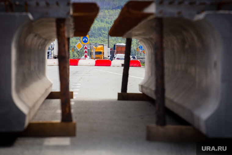    Движение на дороге прекращено с 4 сентября по 10 октября