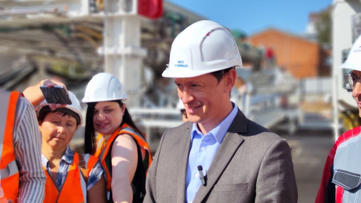     Руководитель «ГУММид» Андрей Левдиков прокомментировал информацию о многомиллионных штрафах, которые ведомство выставило генподрядчику АО «Моспроект-3», занимающемуся строительством метро в Нижнем Новгороде. Об этом он высказался в ходе пресс-тура 5 сентября, сообщает корреспондент NewsNN.