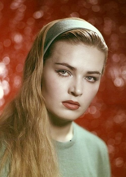 10 самых красивых актрис советского кино, в которых тяжело не влюбиться