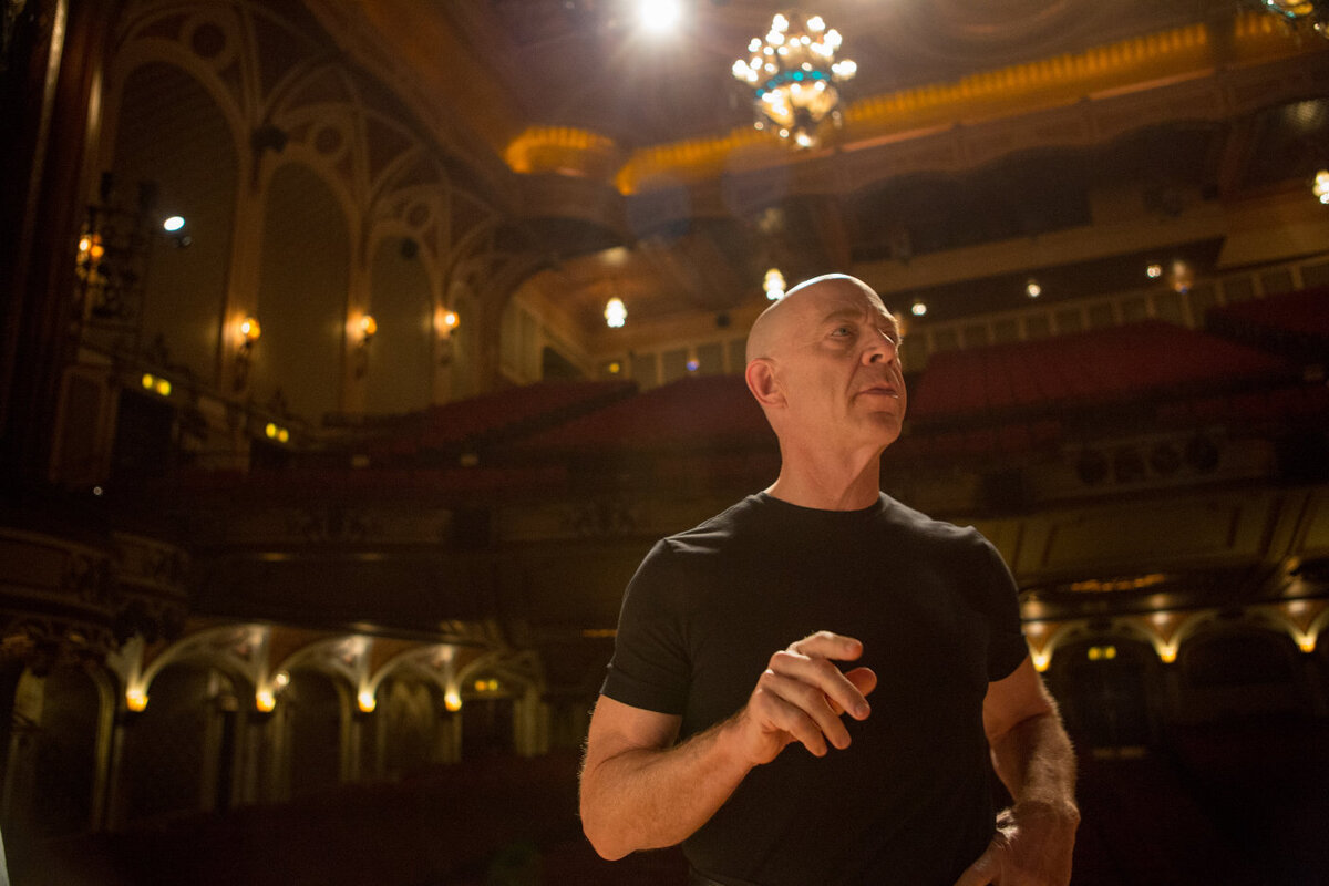 Дж.К. Симмонс в роли мистера Флетчера