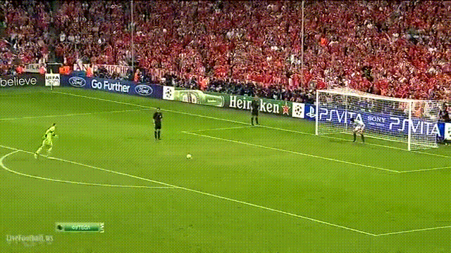 Серия пенальти.3:1. Мануэль Нойер.