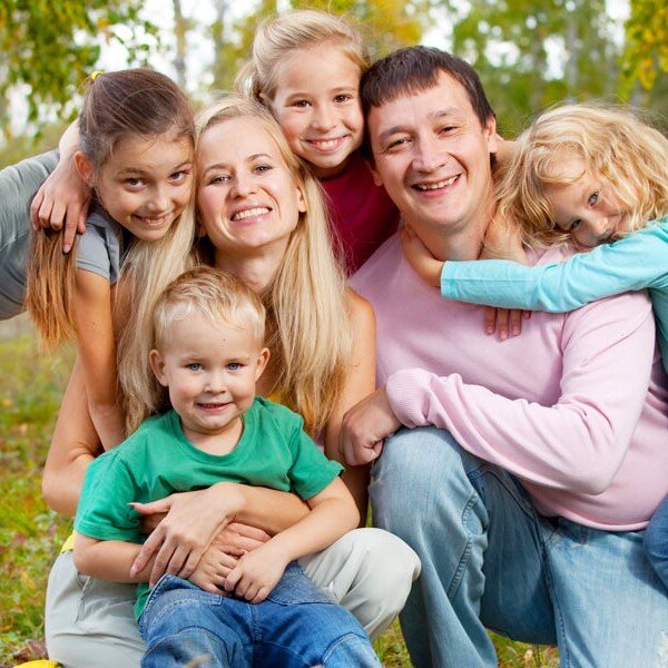 https://fheondvd.com/wp-content/uploads/FHE-boards_Family_gathered-300x300@2x.jpg