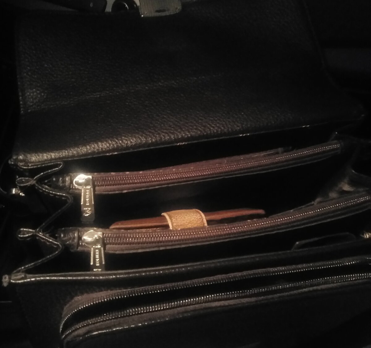 Вот ведь как бывает. Только поговорили на улице в шутку со знакомым о деньгах, ну в смысле, что хотелось бы их больше, как тут же все и случилось. Воистину: бойся желаний своих!