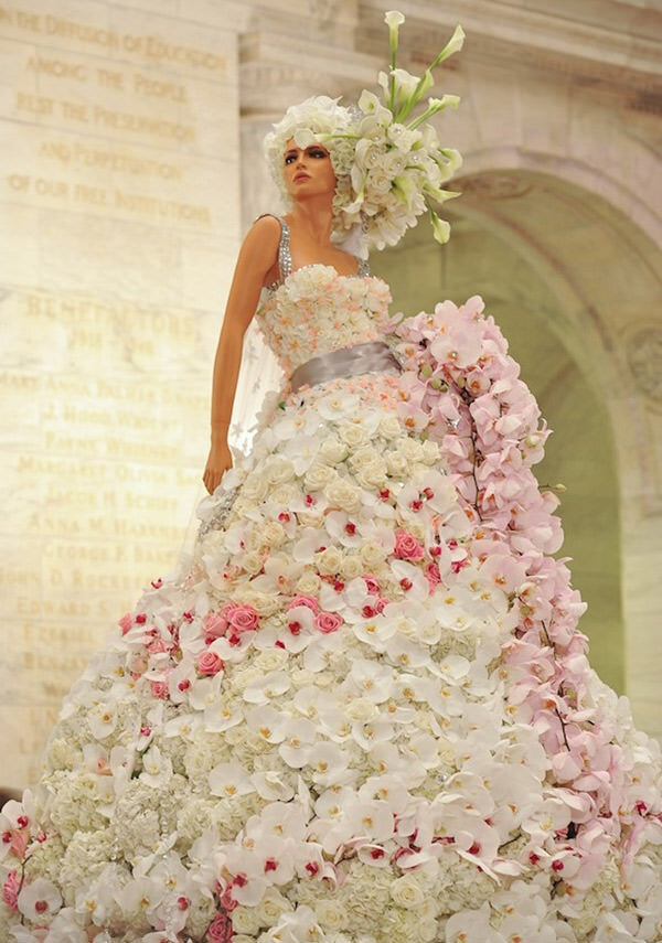 Цветочные композиции на любой вкус недорого – в интернет-магазине «Парижанка» большой ассортимент эксклюзивных растений.