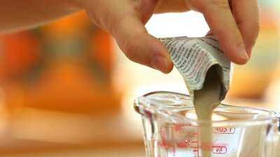 Как сделать полезное удобрение из дрожжей