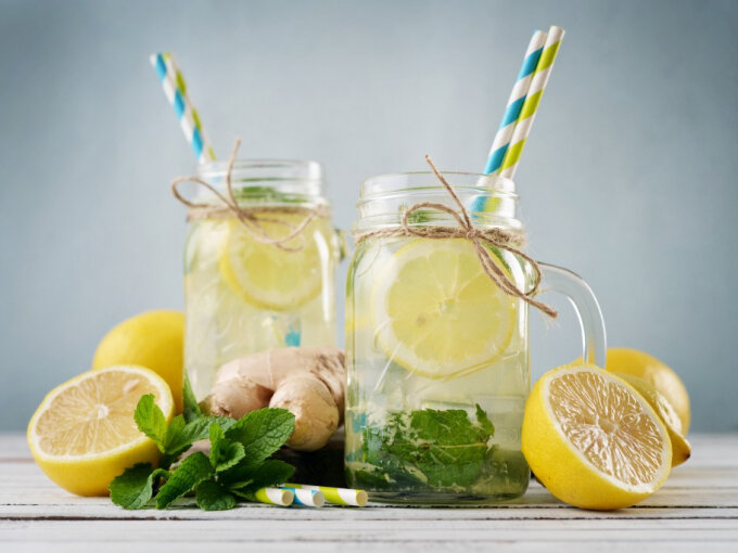 Если вам нравится яркий вкус и аромат корня тропического растения, имбирный напиток для похудения станет особенно приятным дополнением к ежедневному здоровому меню.
