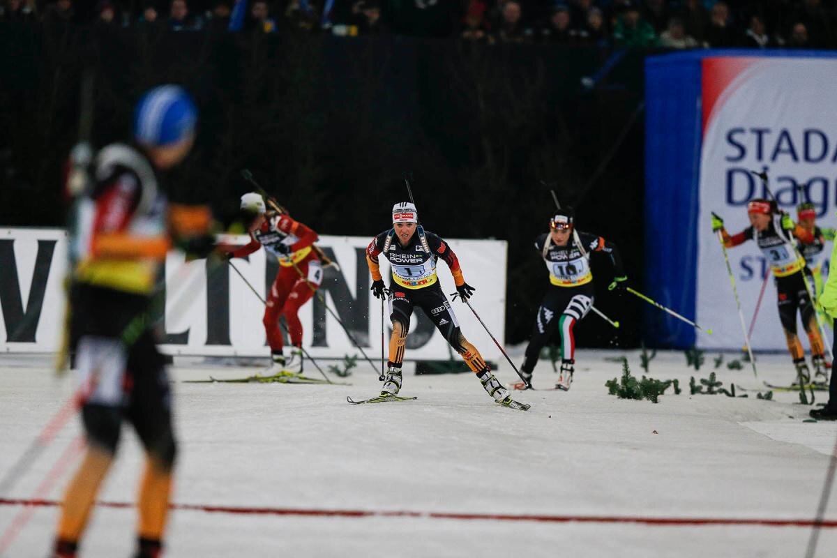 биатлон команды