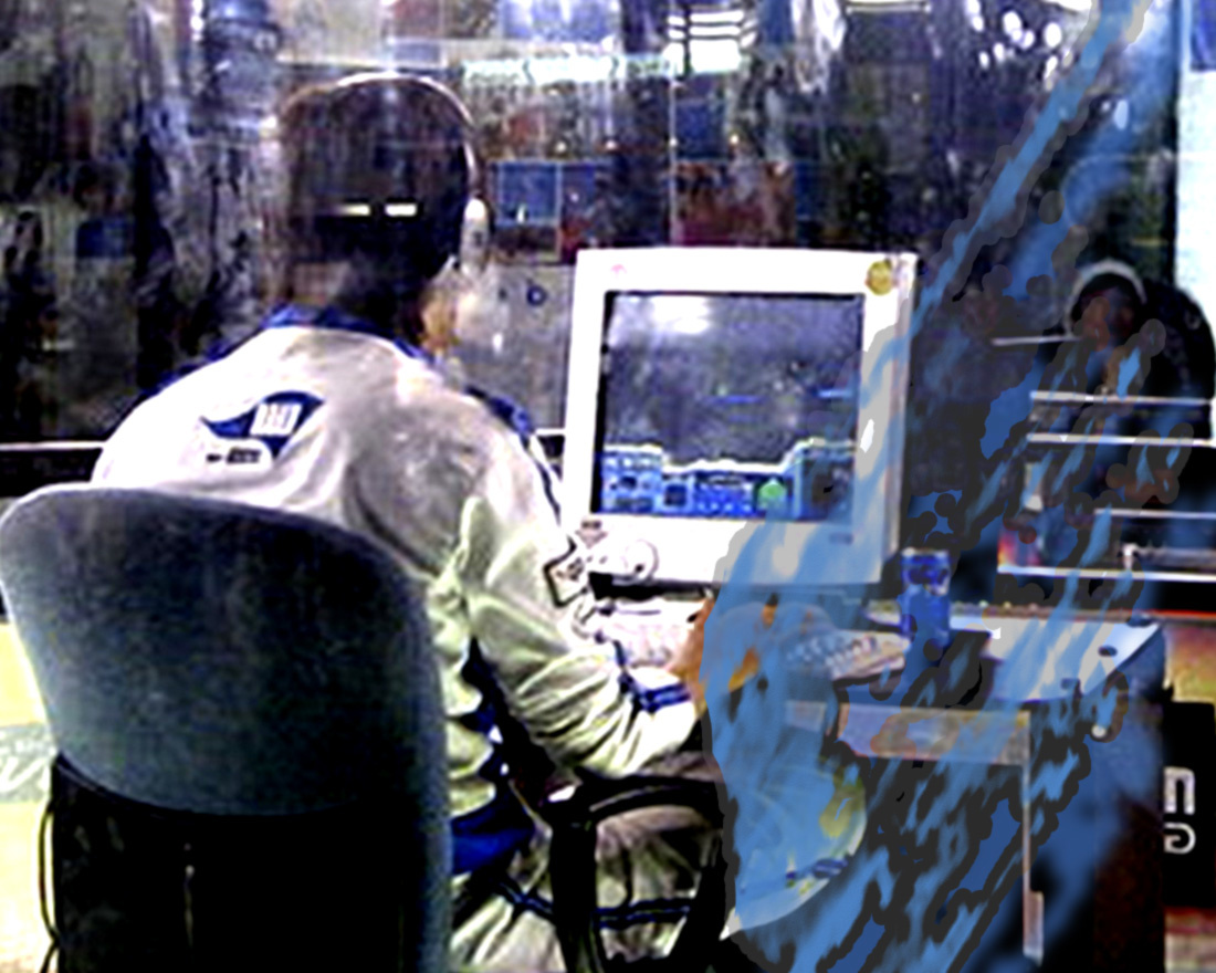 1. StarCraft match televised on MBCGame in Seoul, South Korea