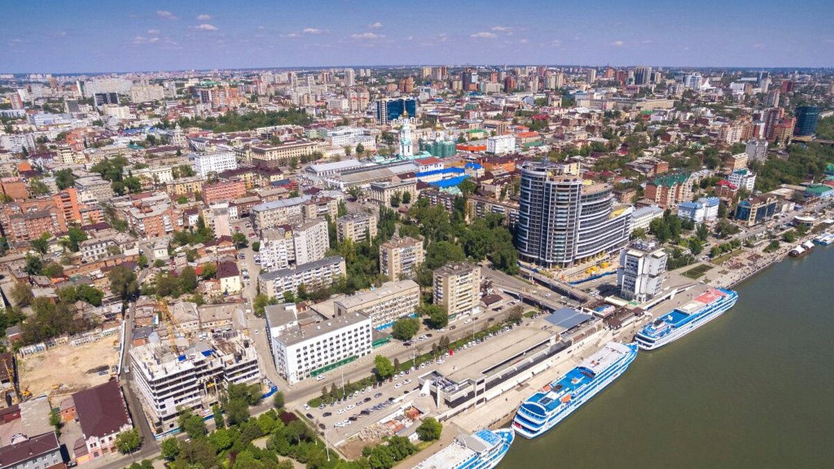 Ростов-на-Дону - 10 город по численности населения в России.