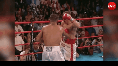 Вот здесь Гатти отыгрывается по полной. Третья их встреча 7 июня 2003