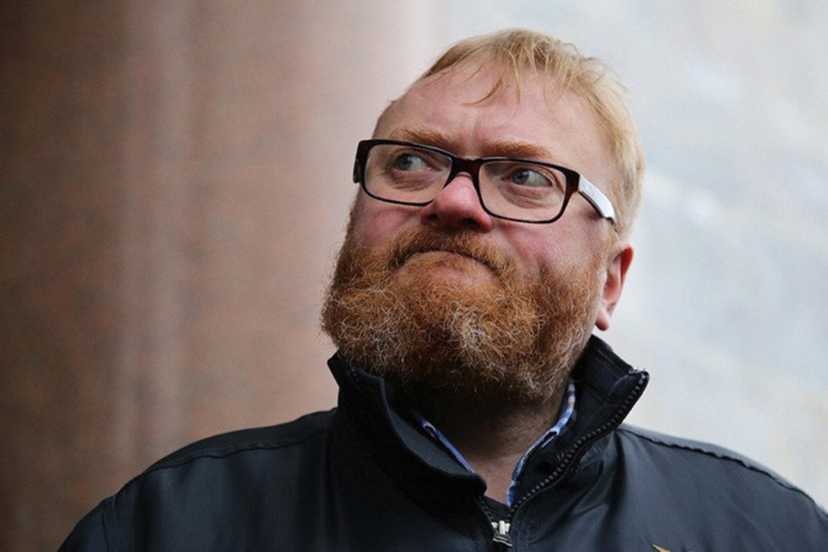 Виталий Милонов убежден во вредоносности подобных праздненств.