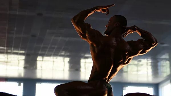 Культурист перед соревнованием. © AFP 2020 / Wakil Kohsar