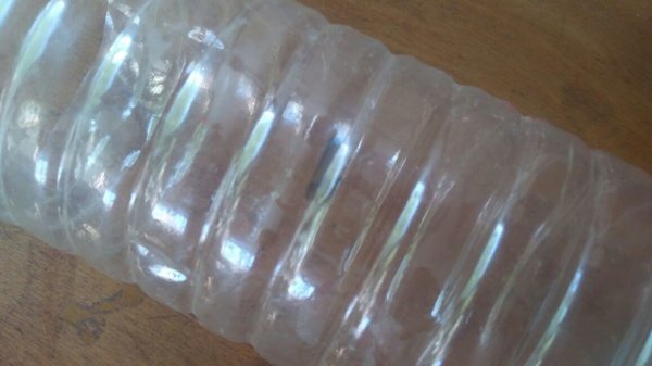 
По этой метке чертим круг. Оставляем 2 см.
