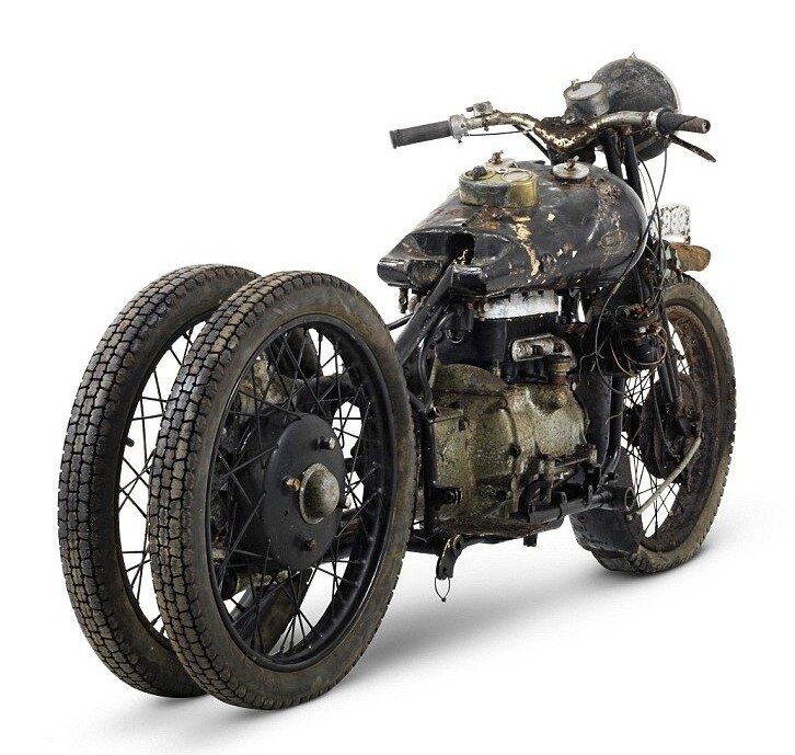 Не так давно этот хлам ушёл за 481 тыс долларов