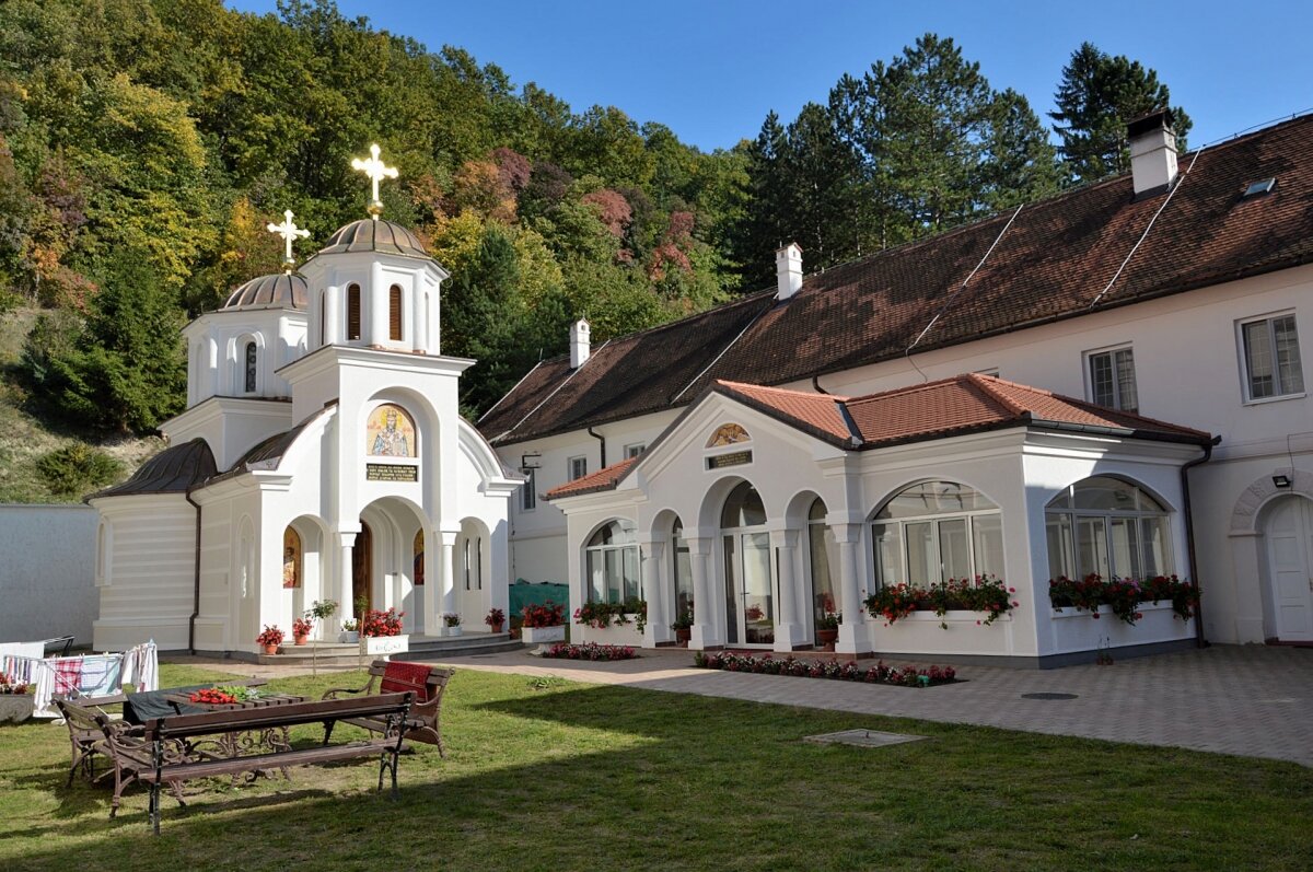 Источник: https://forum.awd.ru/gallery/countries.php?image_country=84&start=680