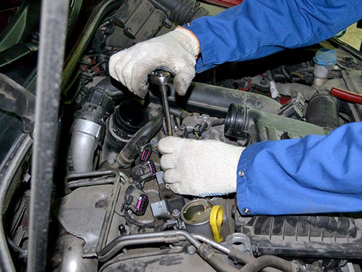 Замена свечей ваз 2112