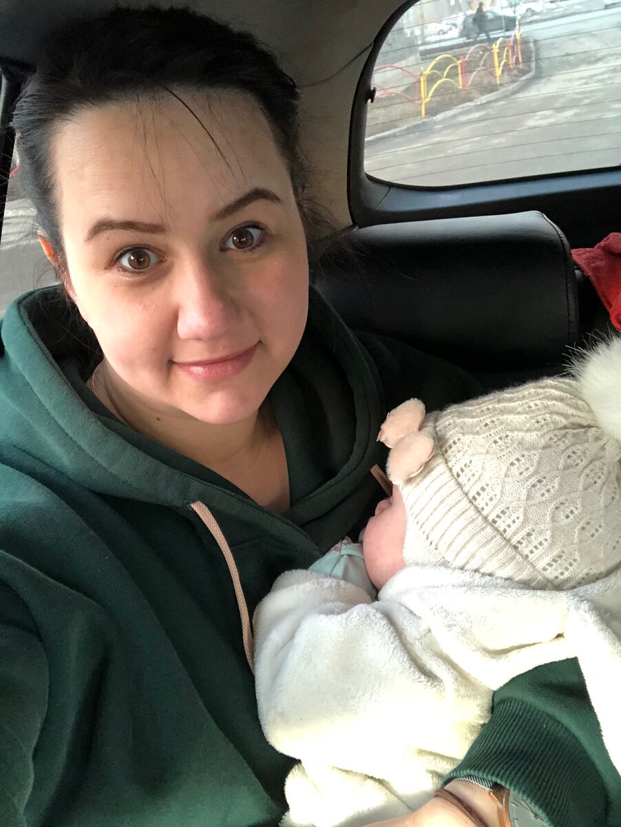 Спим даже в машине)