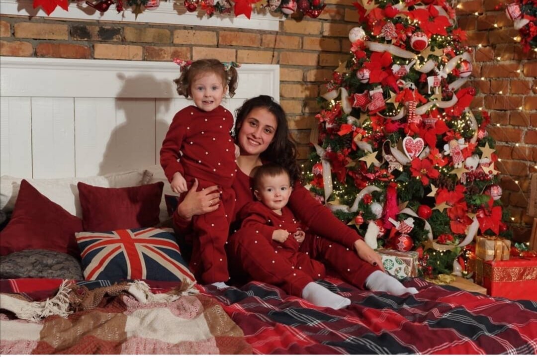 Светлана ,Есения и Софья.