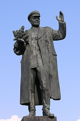 Тот самый памятник, из-за которого весь сыр-бор