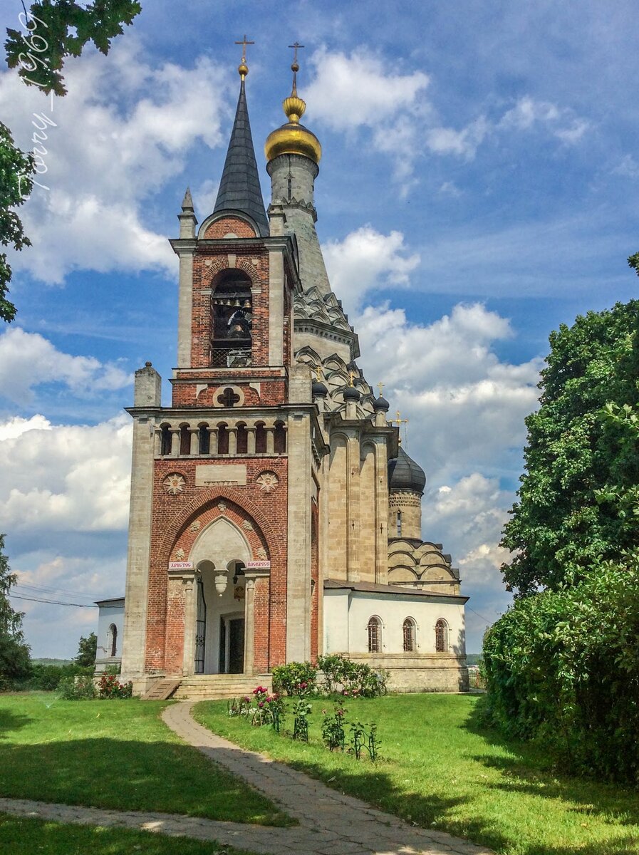 Подмосковные храмы Барокко