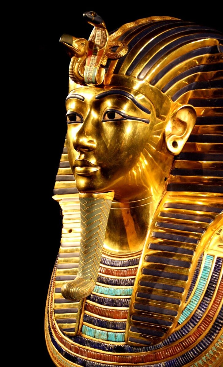 https://www.pexels.com/photo/egypt-tutankhamun-death-mask-pharaonic-33571/