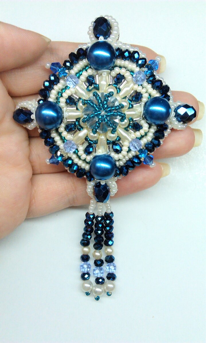 Брошь орден, одна из первых работ делала для себя