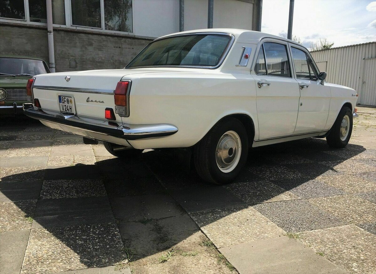 Волга для многие стала недосягаемой машиной, хотя я слышал, что её в распоряжении имели простые граждане. А вы знаете такие случаи?