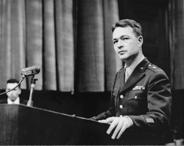 Главный обвинитель от США на процессе по делу айнзацгрупп Телфорд Тейлор