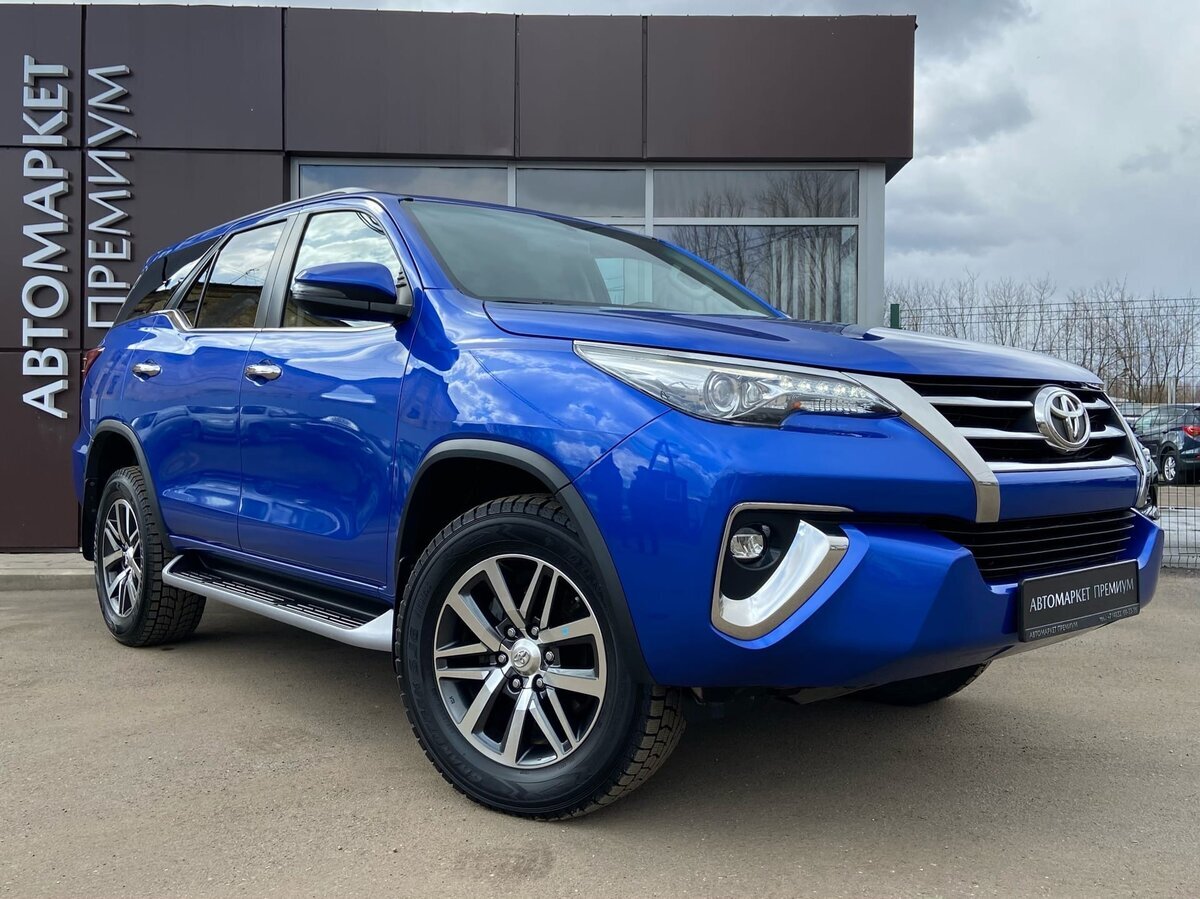 Toyota Fortuner. Источник иллюстрации - auto.ru