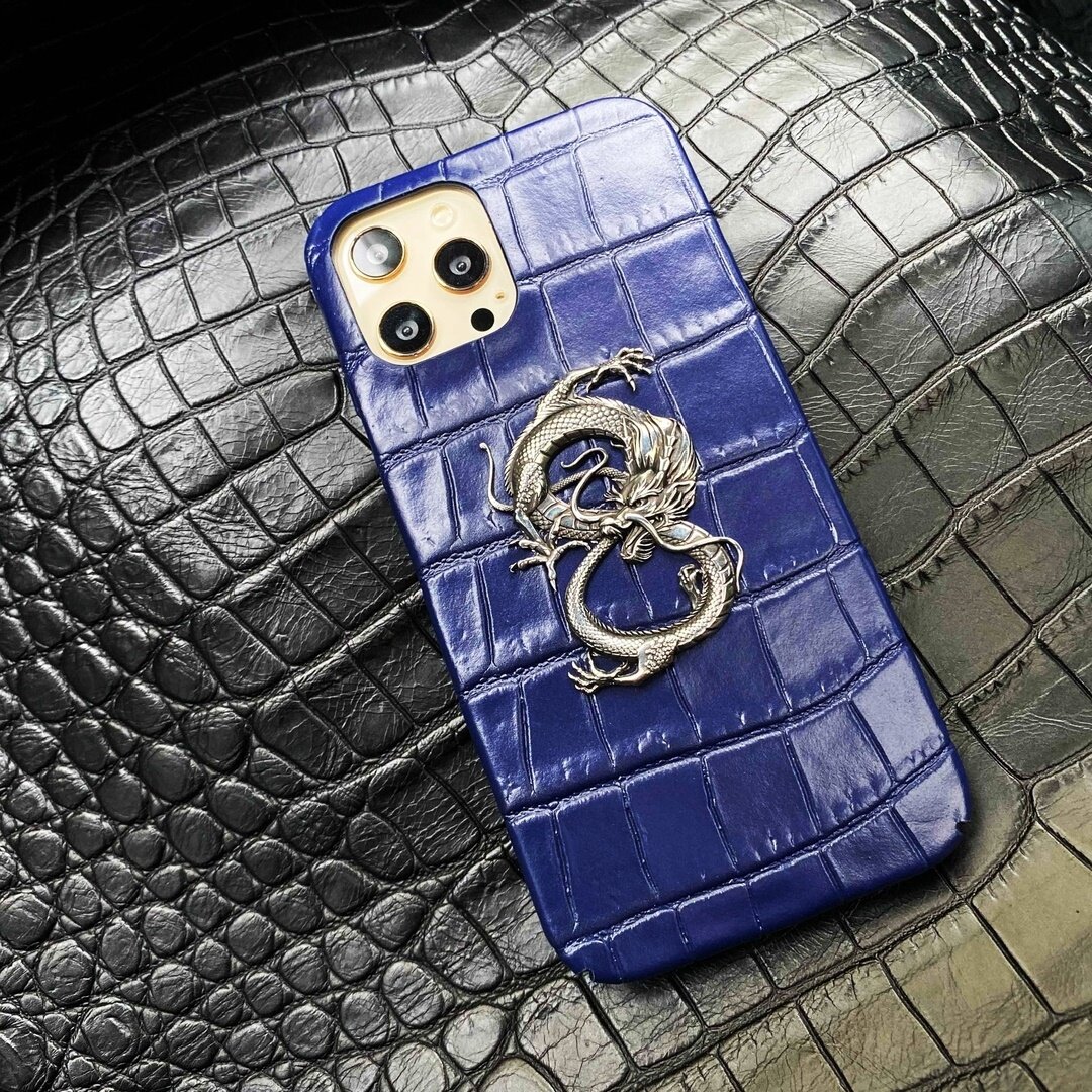 Синий кожаный чехол с серебряным Драконом Mobcase 1481 для iPhone 12 Pro Max