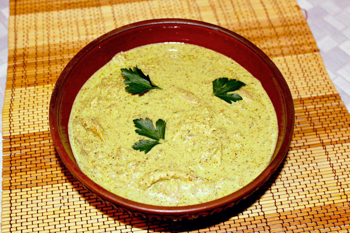 Фазан в ореховом соусе сациви