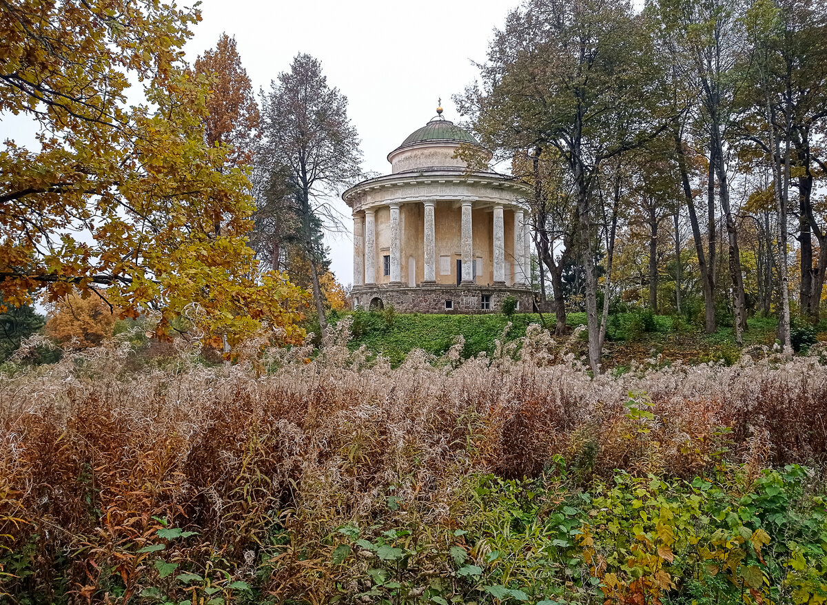 Воскресенский храм. Усадьба Никольское-Черенцицы. Тверская область. Фото автора статьи 