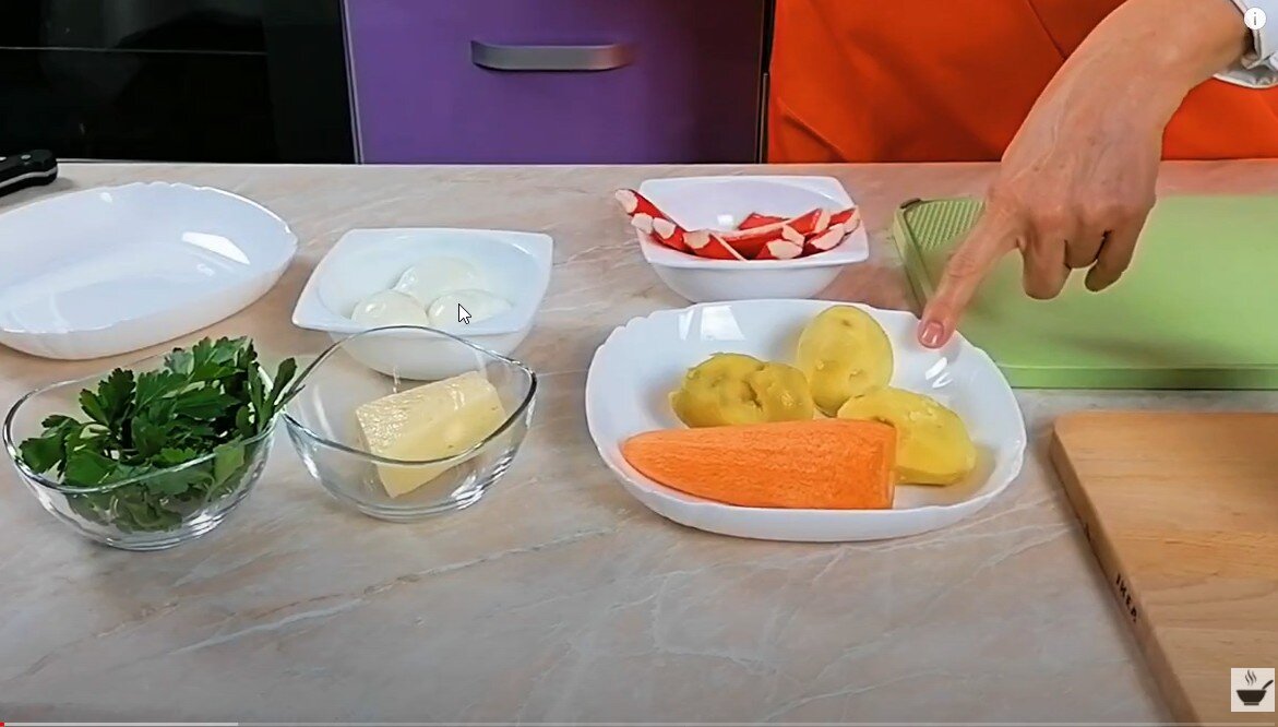Салат из крабовых палочек с картофелем и морковью