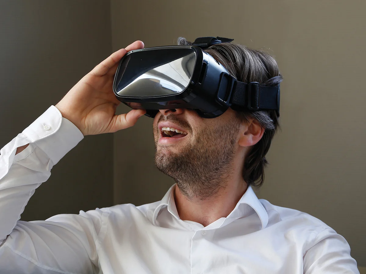 Как стать vr. Виар VR. Очки вертулярной реальности. Очки виртуальной реальности VR. Виртуальная реальность (Virtual reality, VR).