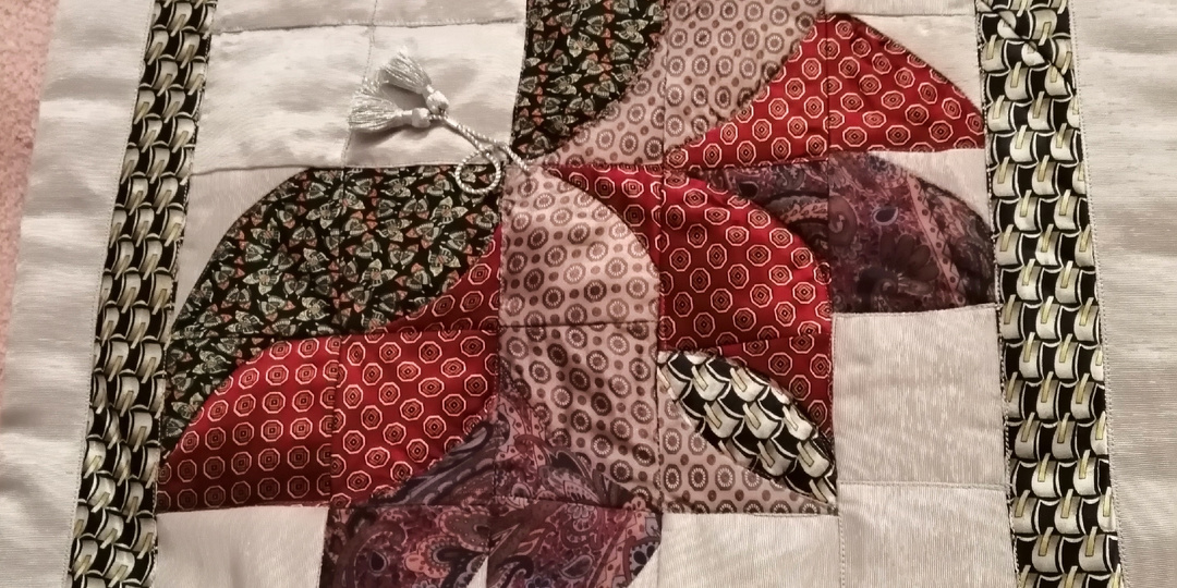 Узор из галстуков в стиле печворк